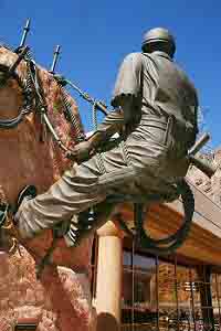 the Hoover Dam visitor center has this statue of a construction worker from the 1930s. Without the courage, hard work and ingenuity of the construction company and the construction workers, the dam would never have been built. 